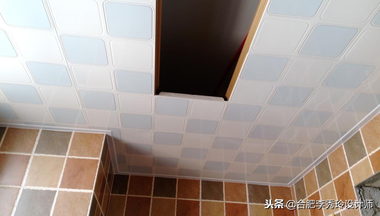 老公衛(wèi)生間非做吊頂，預(yù)算都不夠了！機智選了這種材質(zhì)，便宜好看