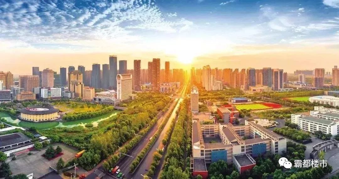 上千組客戶搶買，高新這盤火了！裝修新品馬上開盤！低首付、雙學(xué)區(qū)